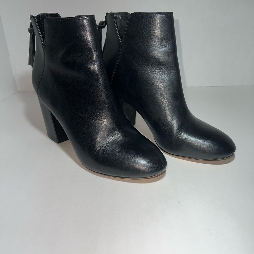 Aldo Dominica Black Leather Block Heel Ankle Booties with Tassel Zipper Size 8